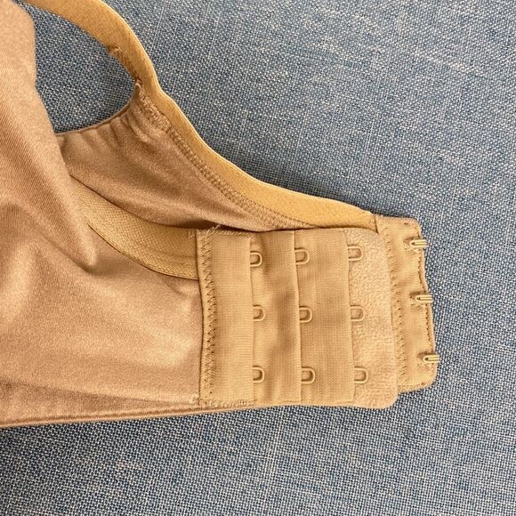 Cacique Lightly Lined Full Coverage Underwire Bra - Picture 3 of 7
